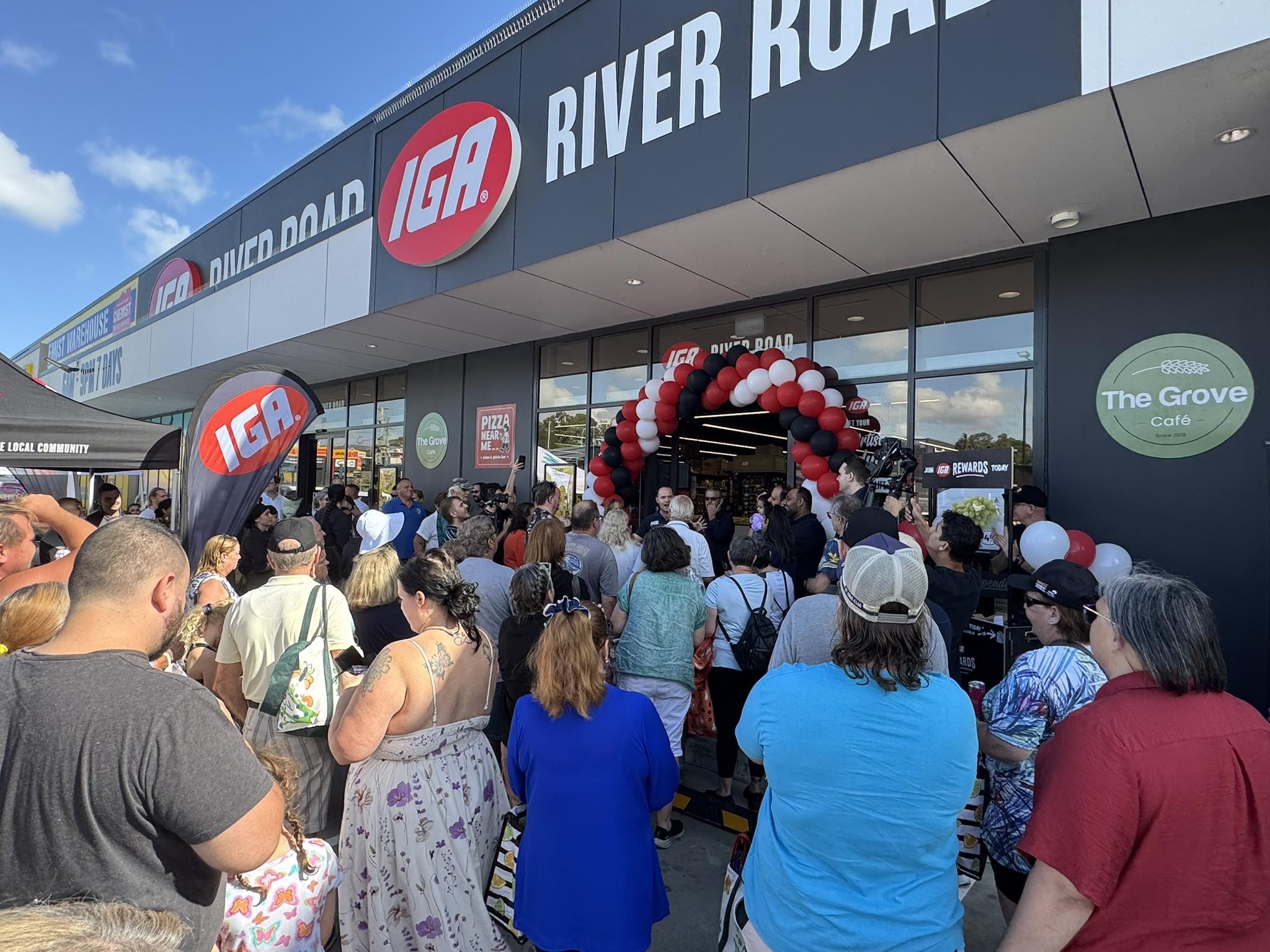 Welcome the New IGA on Logan River Road